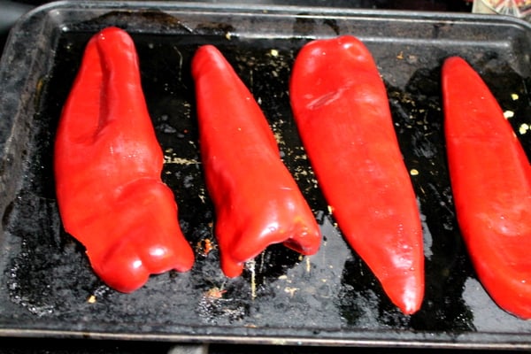 rustico long sweet peppers for gourmet spicy sausage and peppers sandwich recipe www.realthekitchenandbeyond.com