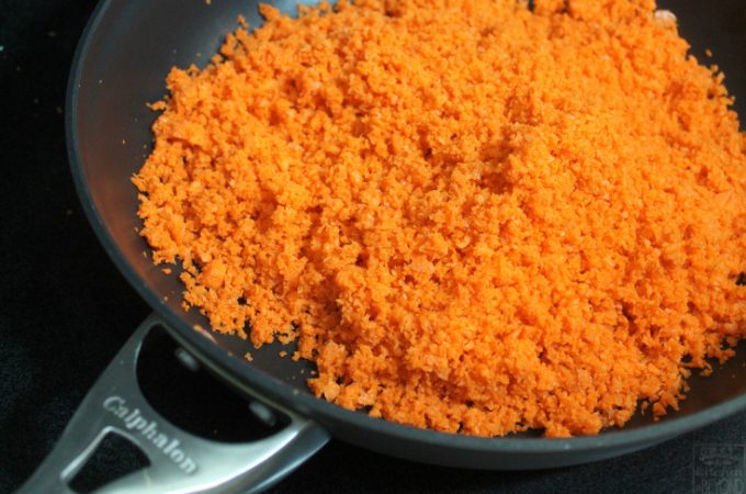 Paleo Stir Fry Recipe: 3 Ingredient 5 Spice Carrot Rice - www.realthekitchenandbeyond.com