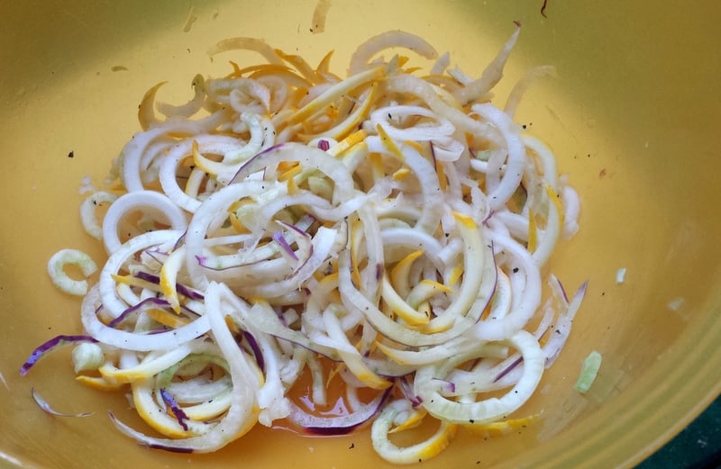 Lemony Zucchini Kohlrabi Salad